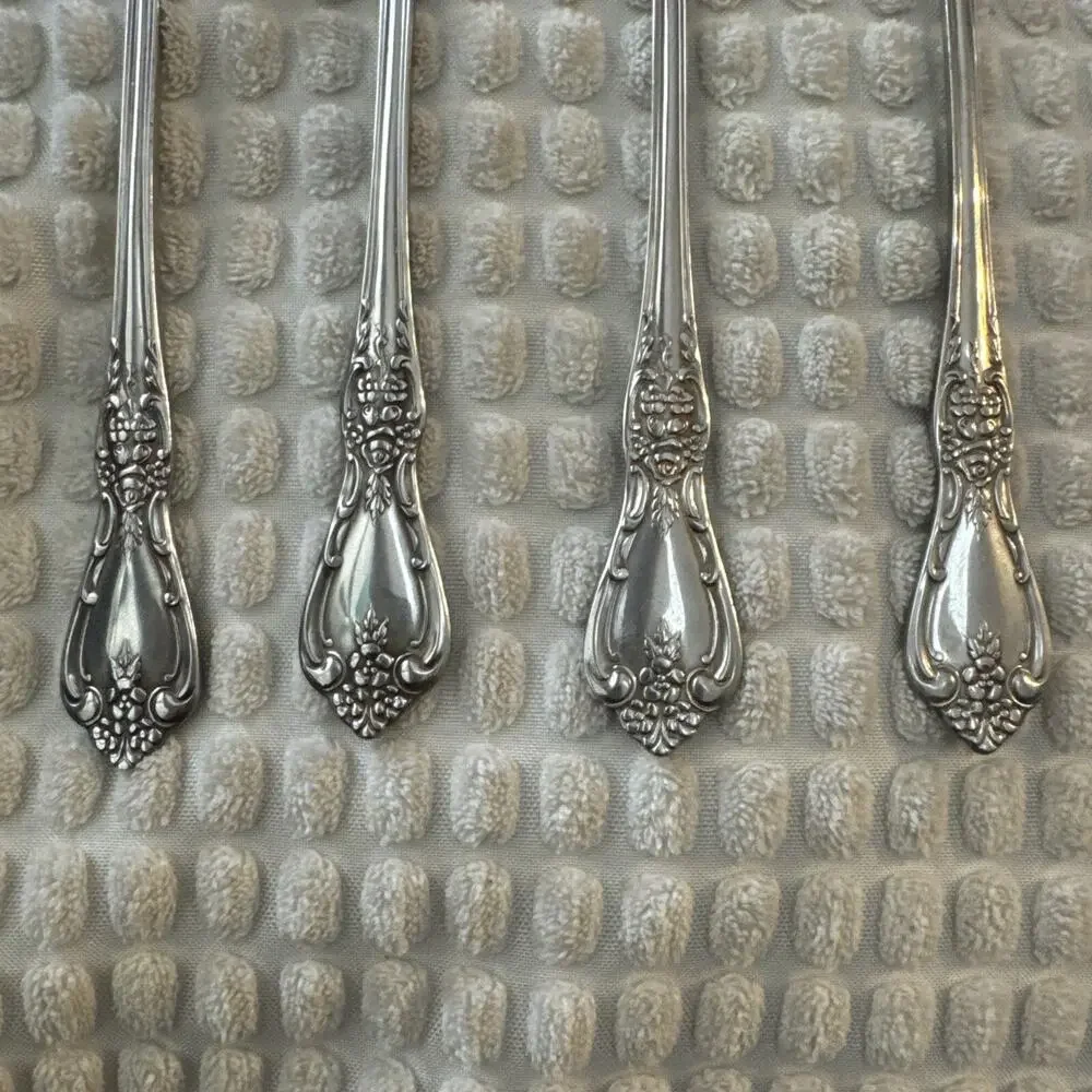 8 Oneida Distinction Deluxe HH Stainless Kennett Square Ice/Iced Tea Spoons Set
